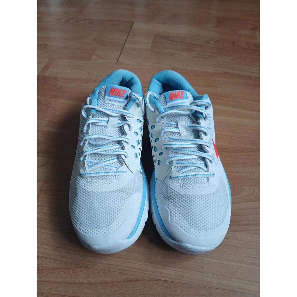 Nike Flex 2015 Run Trainers Size 5 Ladies White Blue And Red Running Gym Active